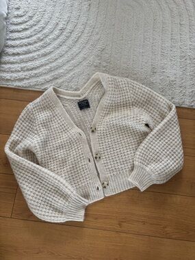 Abercrombie & Fitch Cream Knit Cardigan